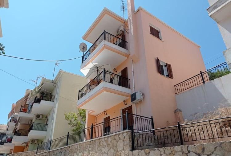 Hermes Holiday Home In The Port Of Sivota Eksteriør billede